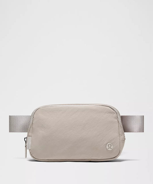lululemon Everywhere Belt Bag 1L with Long Strap - Downtown Tan/Silver