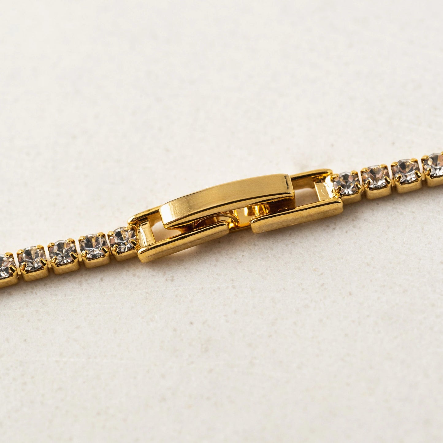 LOVER'S TEMPO Tennis Necklace - Clear